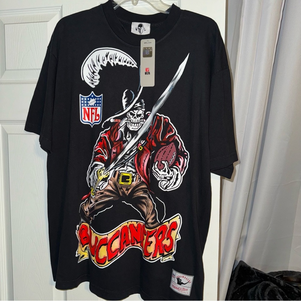 Warran Lotas Tampa Bay Buccaneers Shirt Large